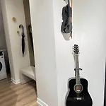 아파트 Grandma Anni's House